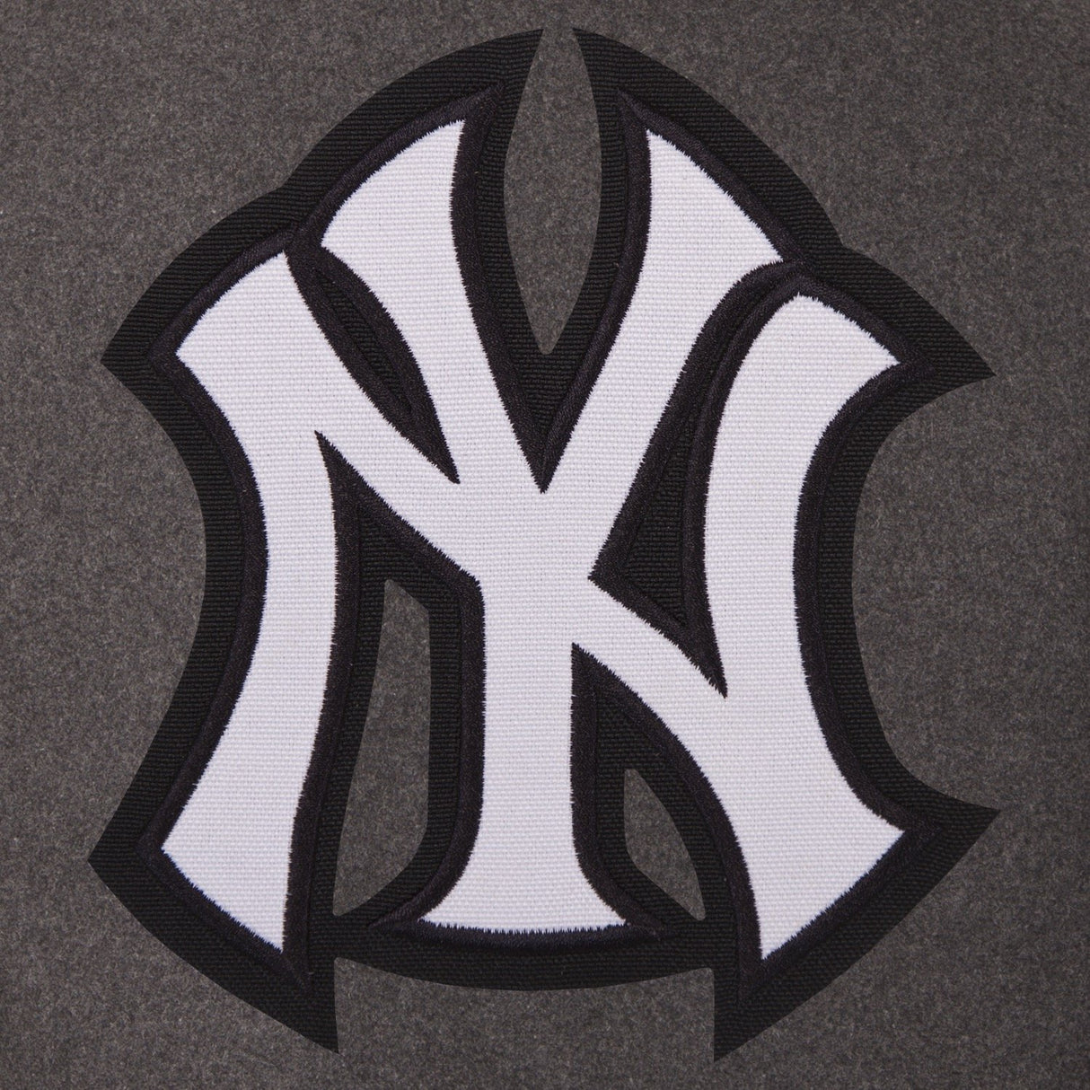 NEW YORK YANKEES WOOL & LEATHER REVERSIBLE JACKET W/ EMBROIDERED LOGOS - CHARCOAL/NAVY