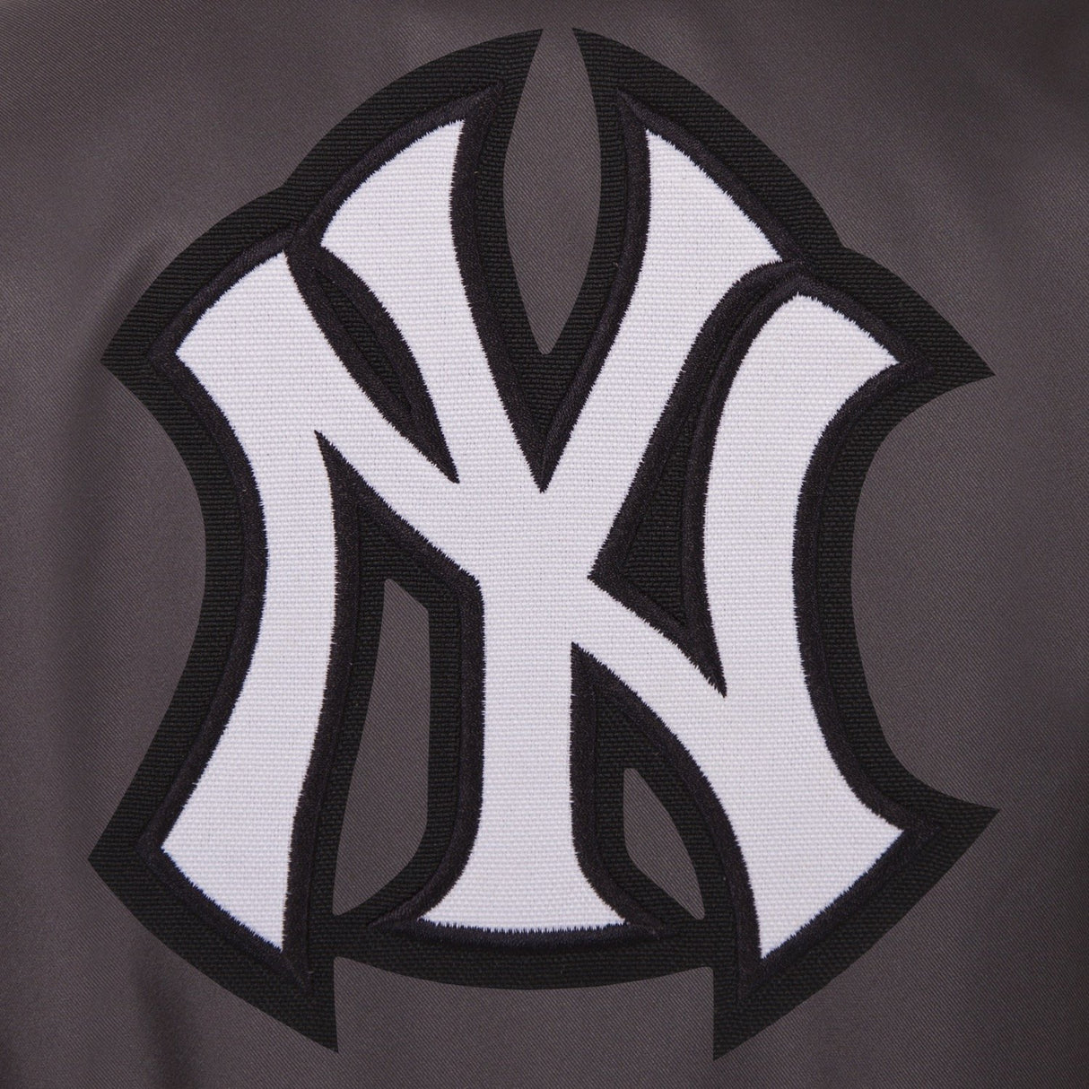 NEW YORK YANKEES POLY TWILL VARSITY JACKET - CHARCOAL